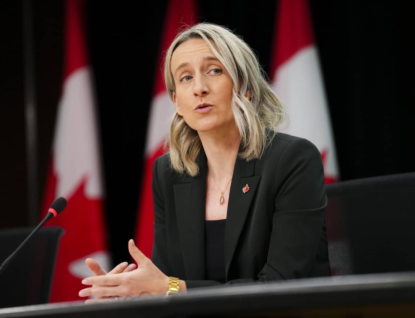 ontario resident tests negative ebola