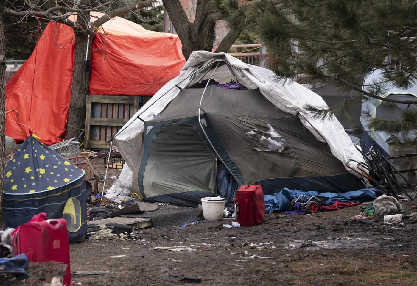 Judge blocks eviction of 10 people living in tents under Montreal overpass
