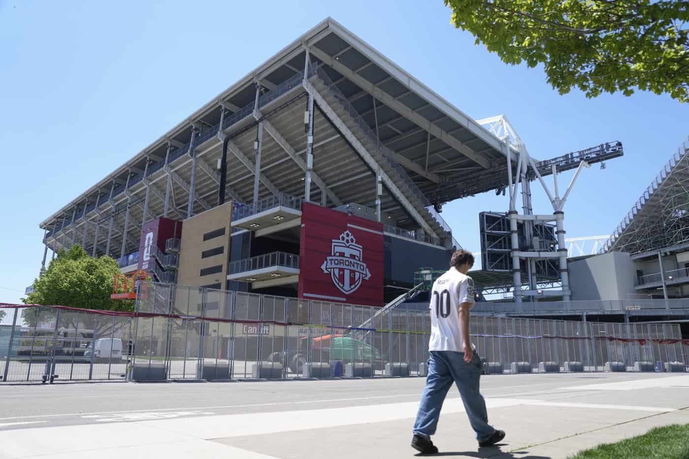 Drones banned over World Cup training sites in Toronto, Vancouver
