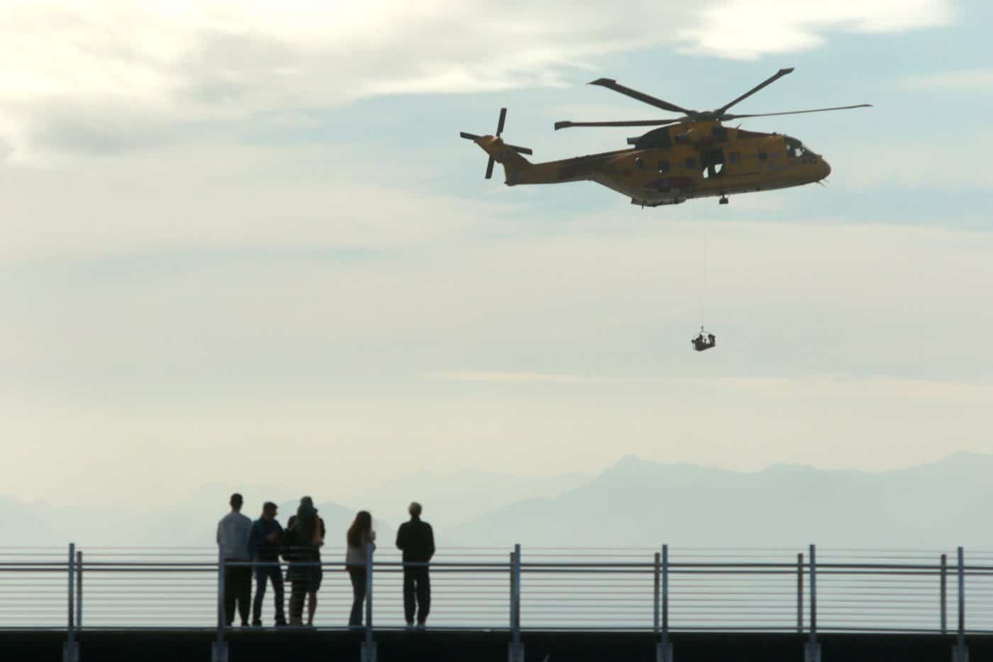 Rescue officials suspend search for six after charter boat sinks off B.C.