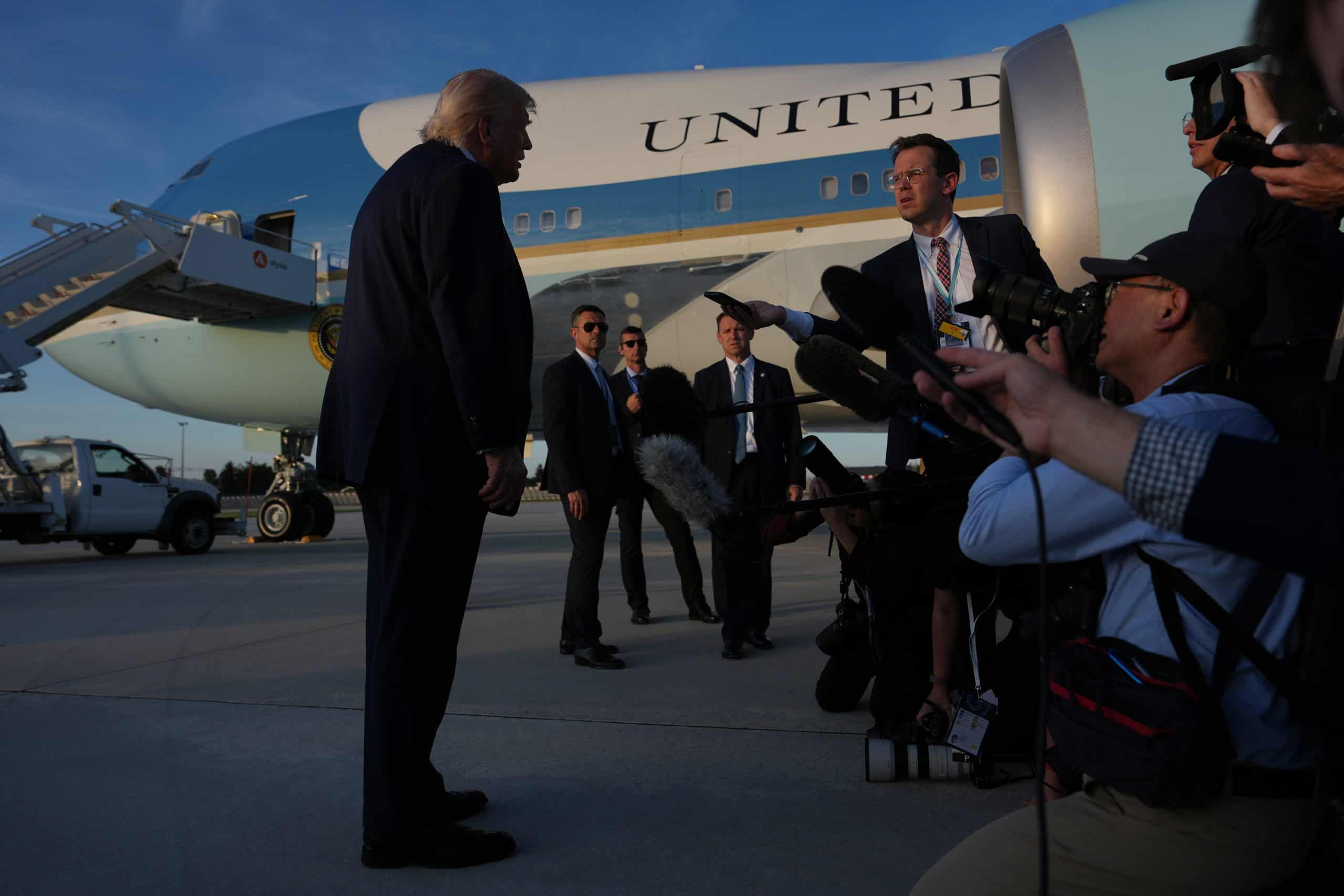 Trump says he would 'rather not' have CUSMA, offers conflicting message on its future