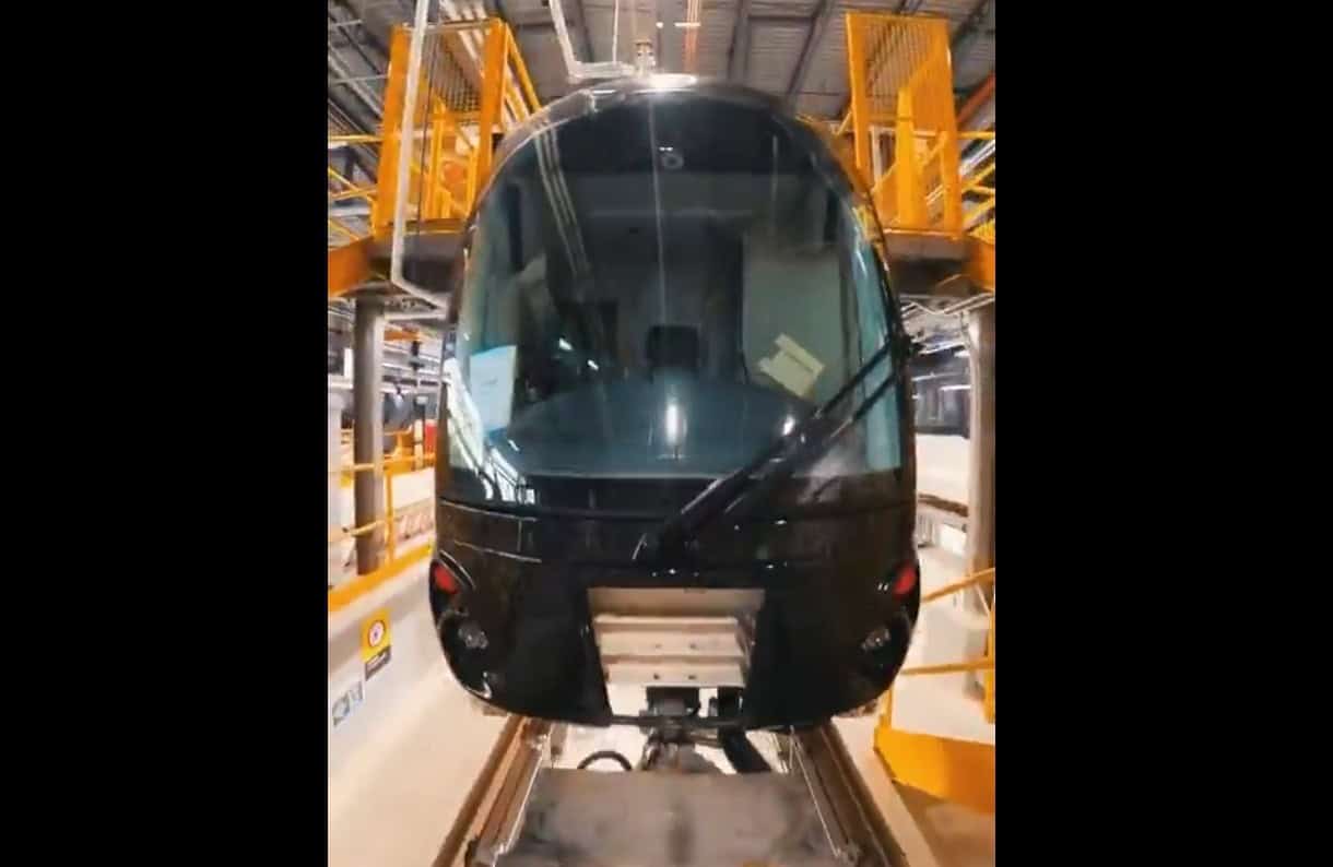 first lrt trains are now in mississauga and brampton.