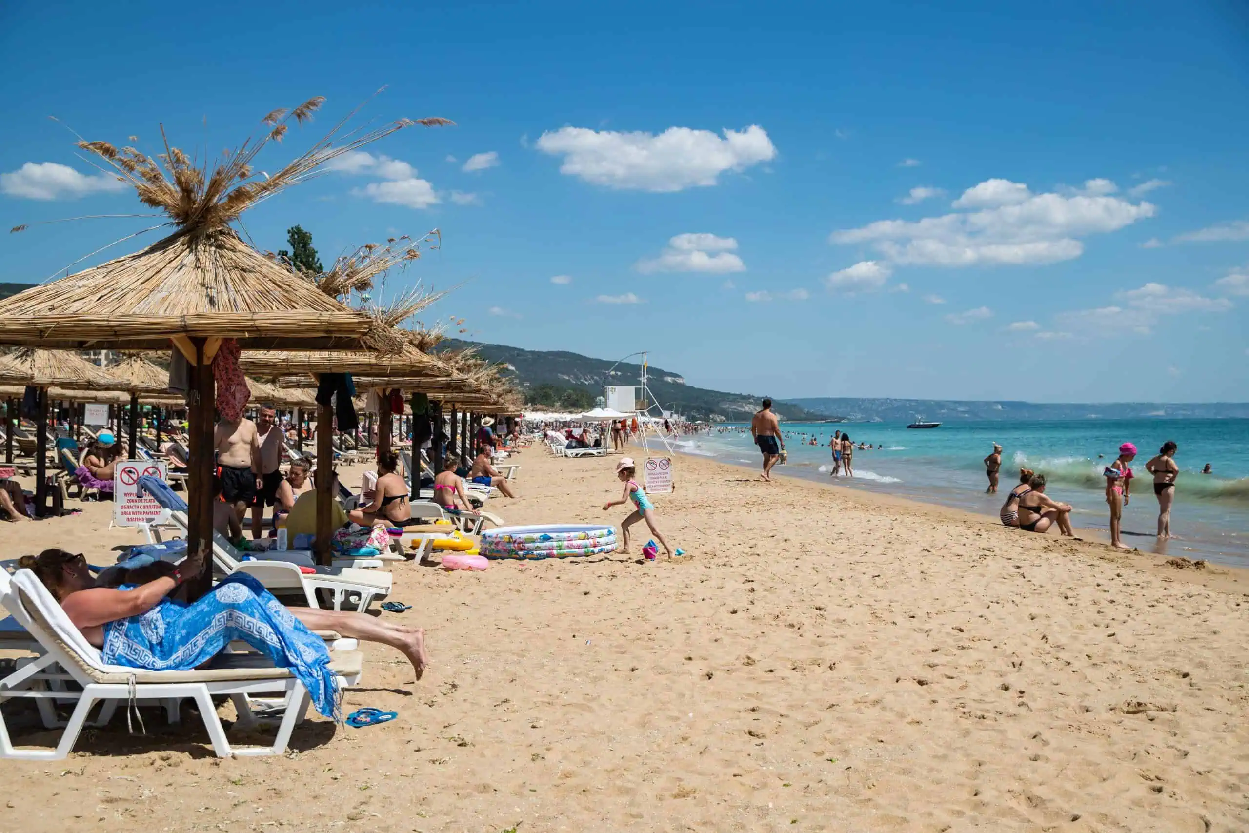 Major summer tourism destinations see Canadian travel warnings