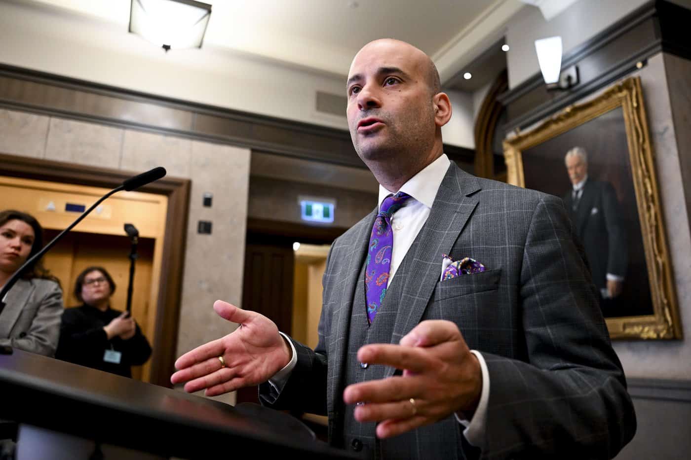 Liberals say they won't split off controversial section of 'lawful access' bill