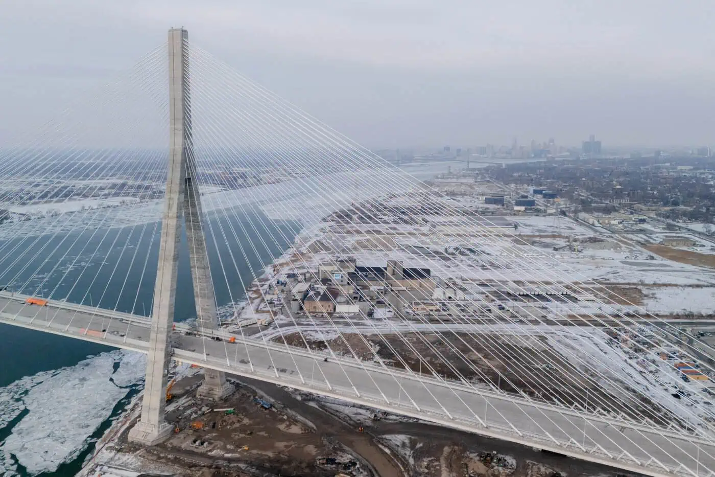 Revisiting Trump's false claims about the Gordie Howe bridge