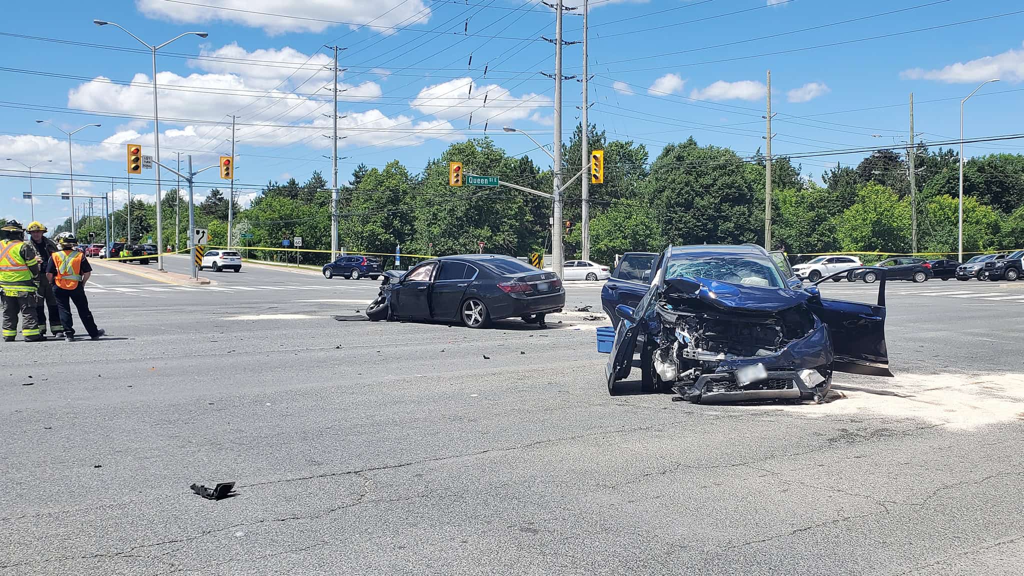 queen dixie road crash brampton