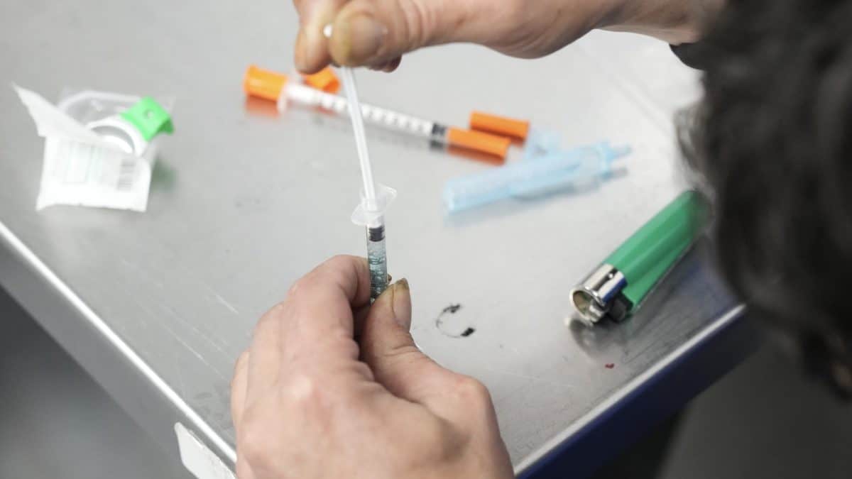 Construction workers disproportionately affected by opioid deaths, new research affirms
