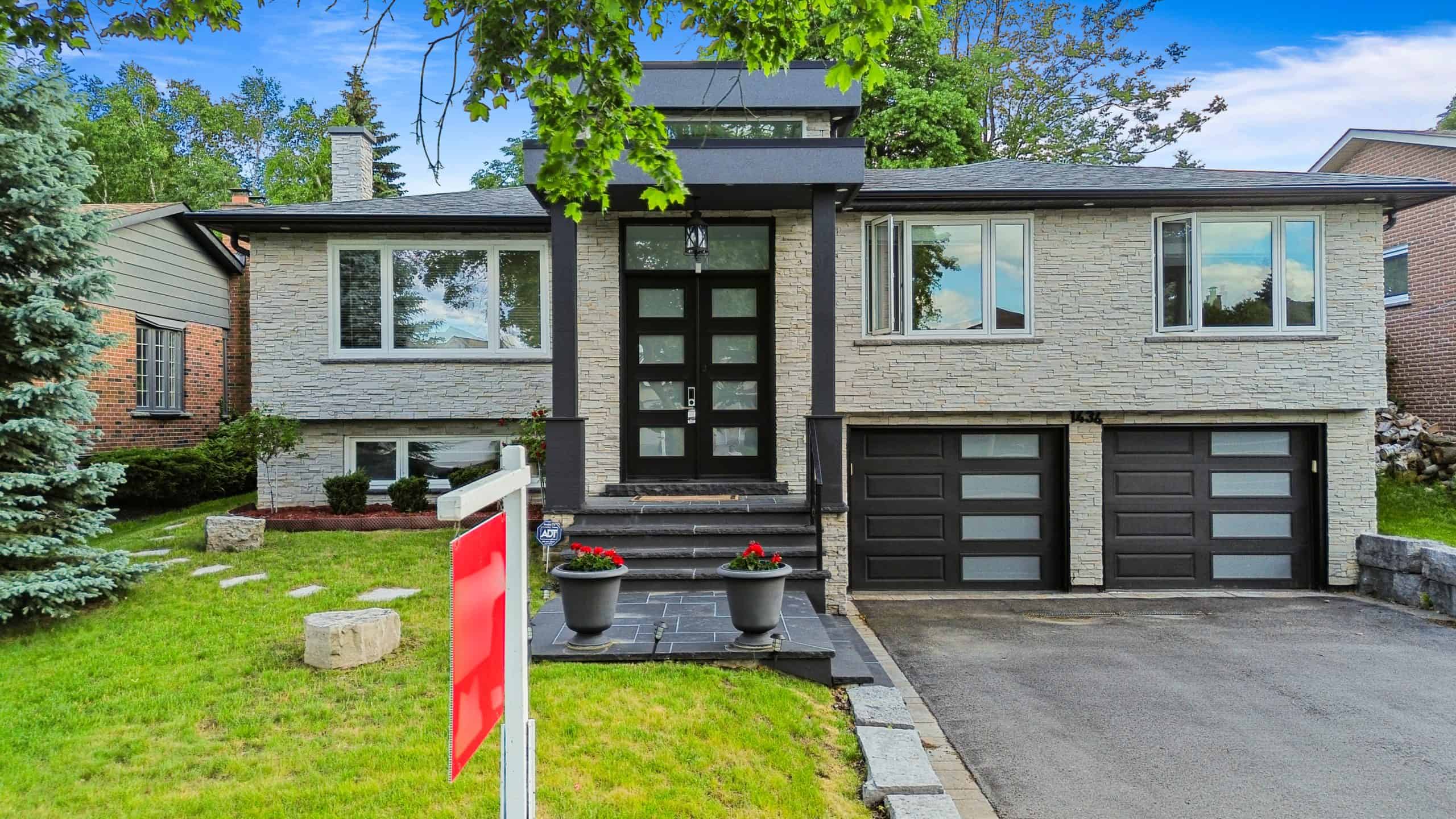 1434 petrie way mississauga