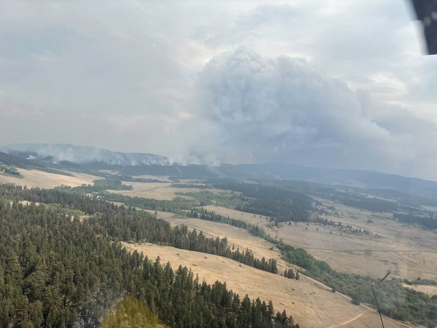 Some B.C. residents told to get ready to leave as wildfire looms