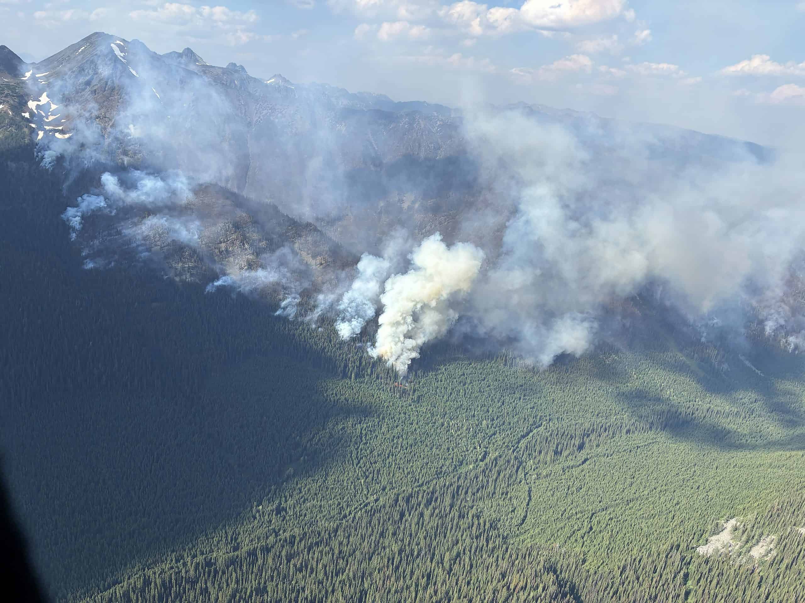 Wildfire triggers evacuation alert for more than 8,000 in B.C.