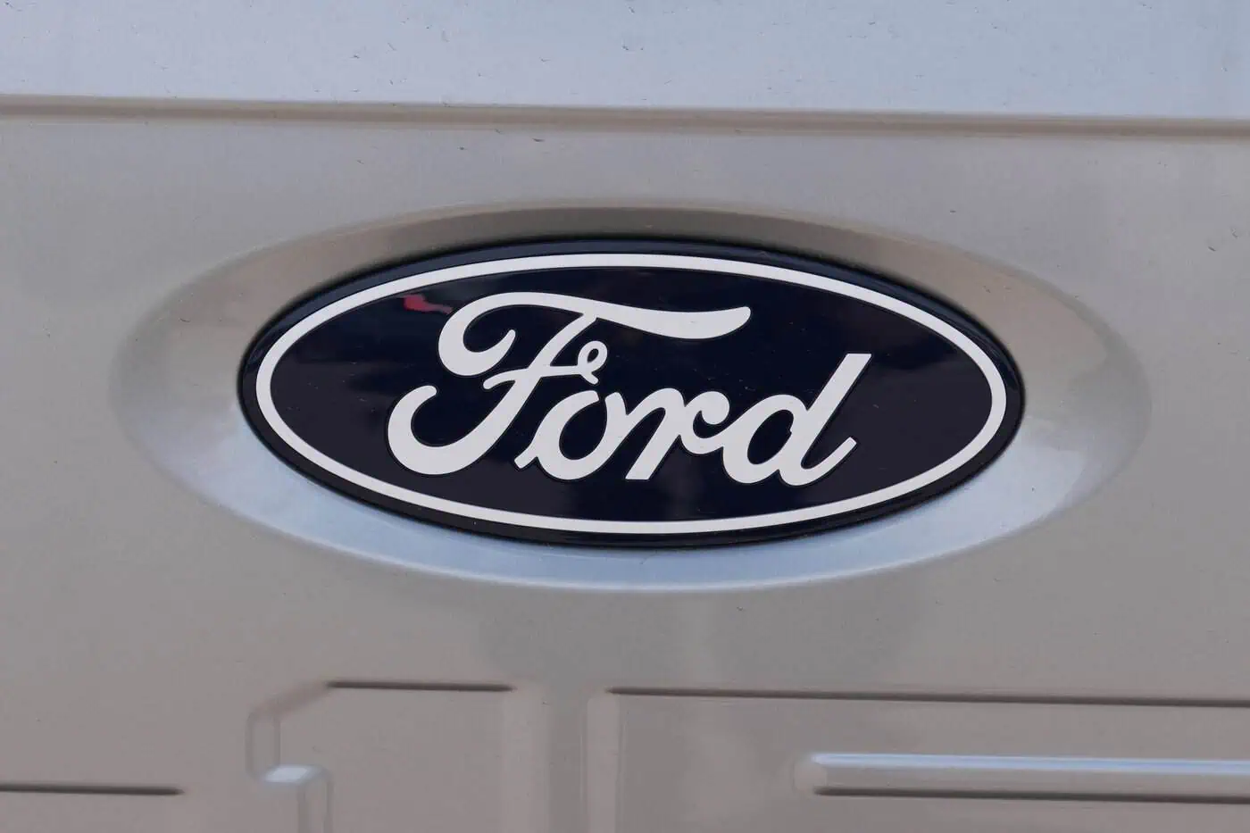 Unifor releases details on tentative agreement with Ford