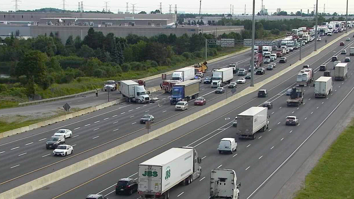 crash highway 401 milton