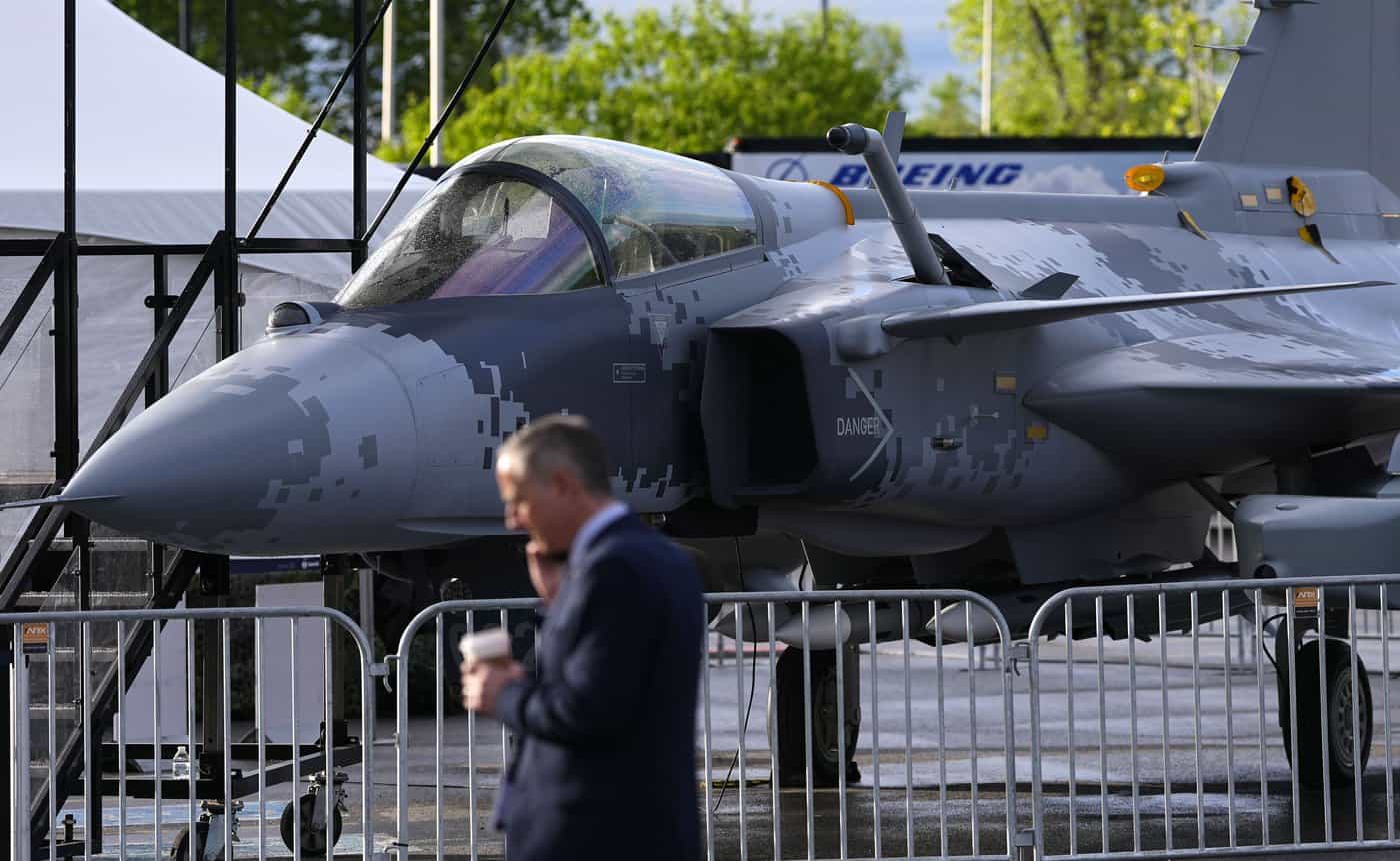 gripen jets sweden canada