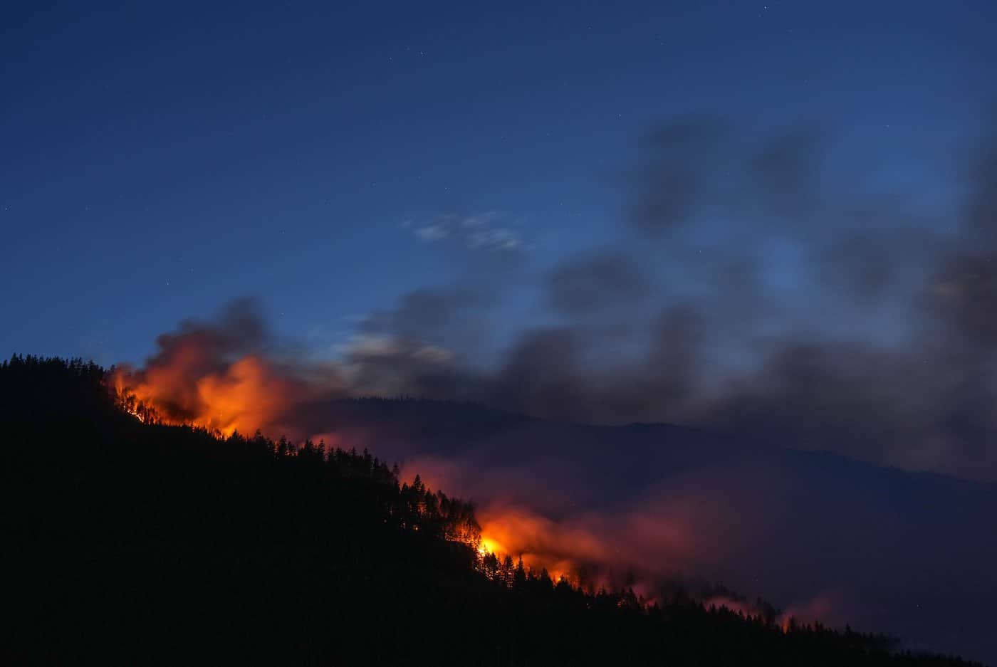 What is dry lightning and why is it worrying firefighters in British Columbia?