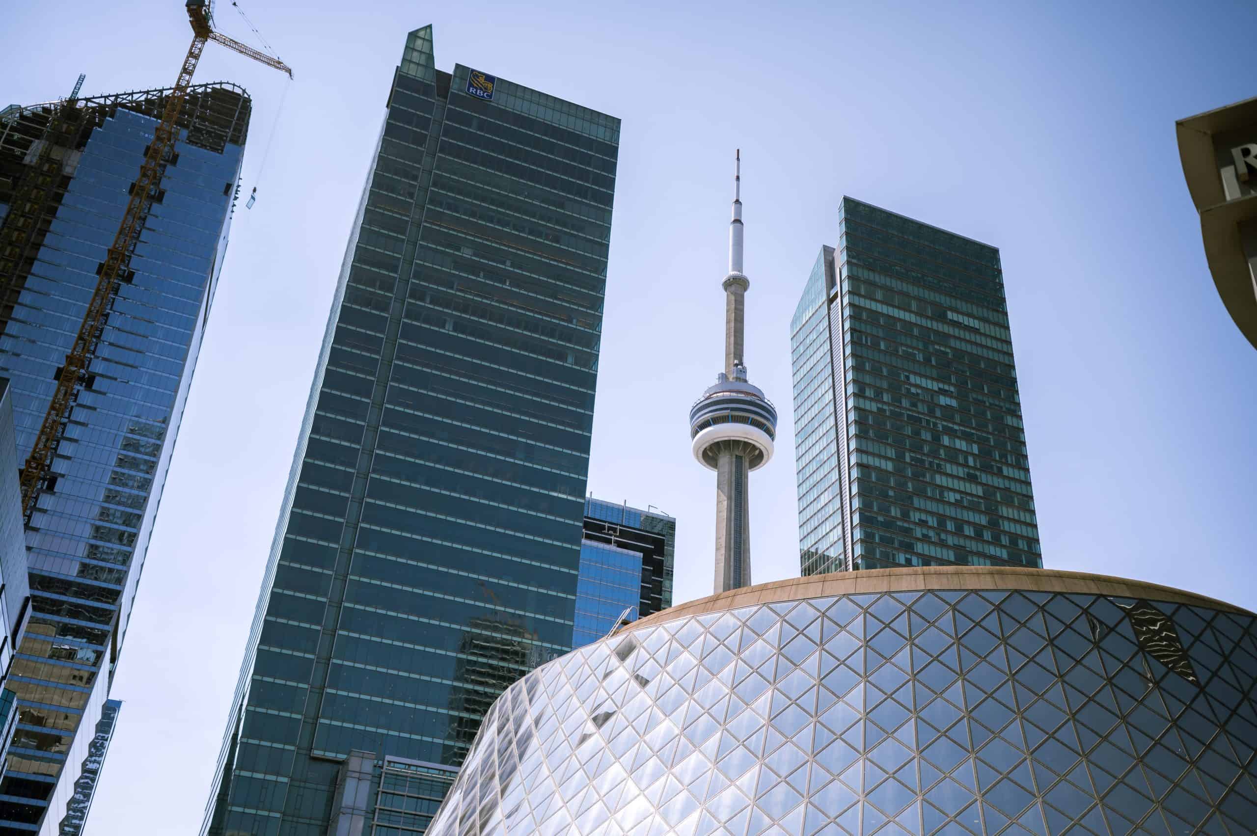 return to office toronto ontario canada food cafes